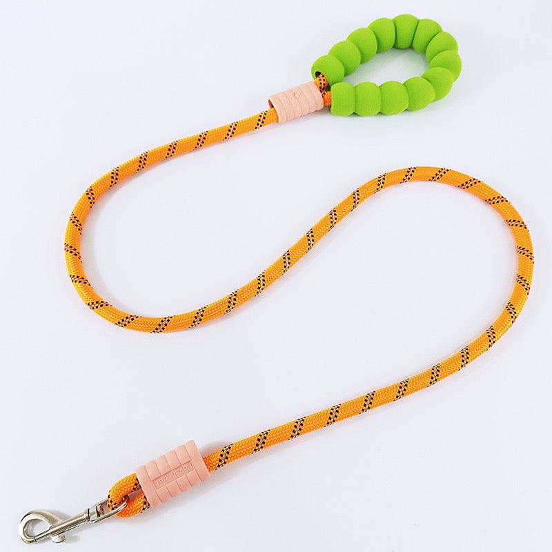099 Cloud Bubble Cotton Handle Dog Leash