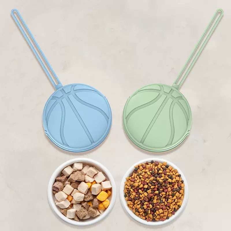 011 dog training pouch