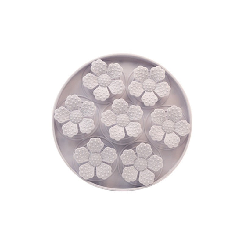 050 Flower-shaped Silicone Pet Lick Pad Slow Feeder Bowl