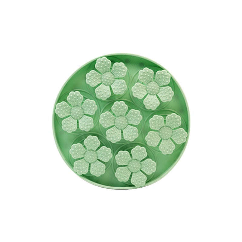 050 Flower-shaped Silicone Pet Lick Pad Slow Feeder Bowl