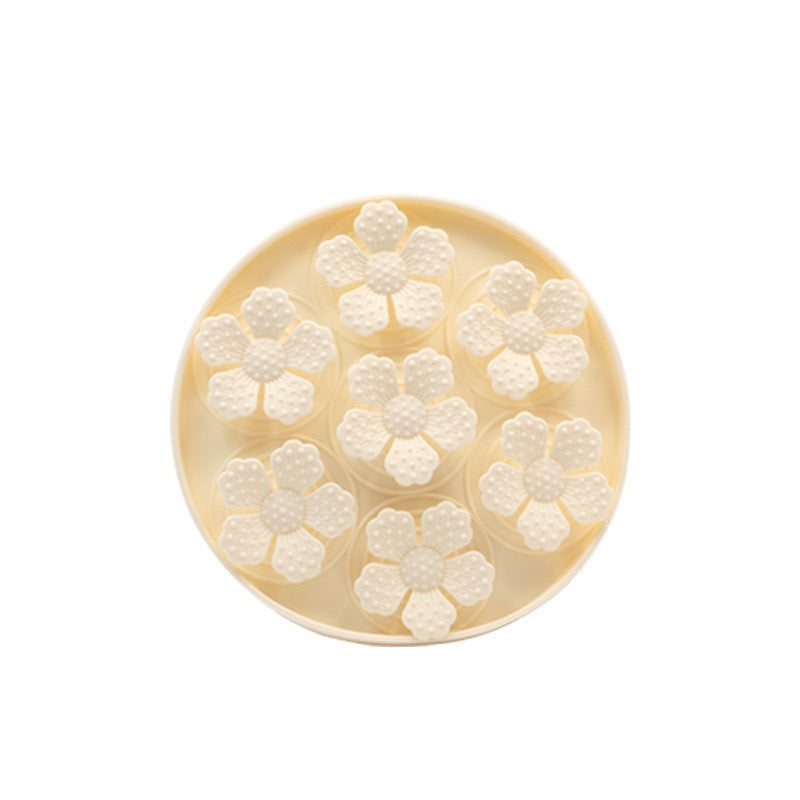 050 Flower-shaped Silicone Pet Lick Pad Slow Feeder Bowl