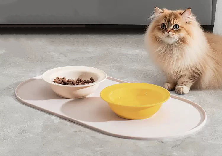 077 Oval Silicone Pet Feeding Mat